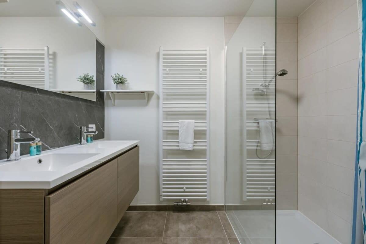 Huswell - A Luminous Apartment Near The Marina Остенде Екстериор снимка